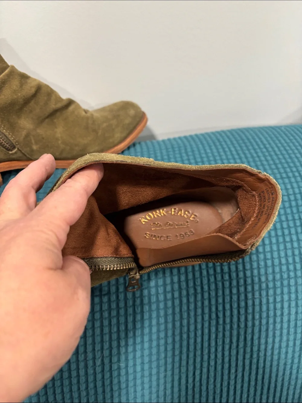 Kork-Ease Olive Suede Side-Zip Chukka Boots